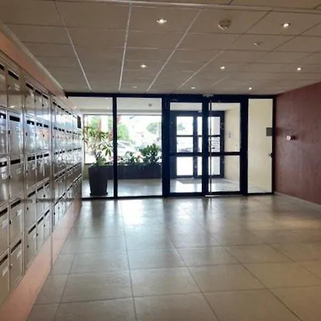 T2 Pour 4 Personnes Terrasse Vue Mer, Ascenseur - 4casi402 Charming One Bedroom * Canet-en-Roussillon